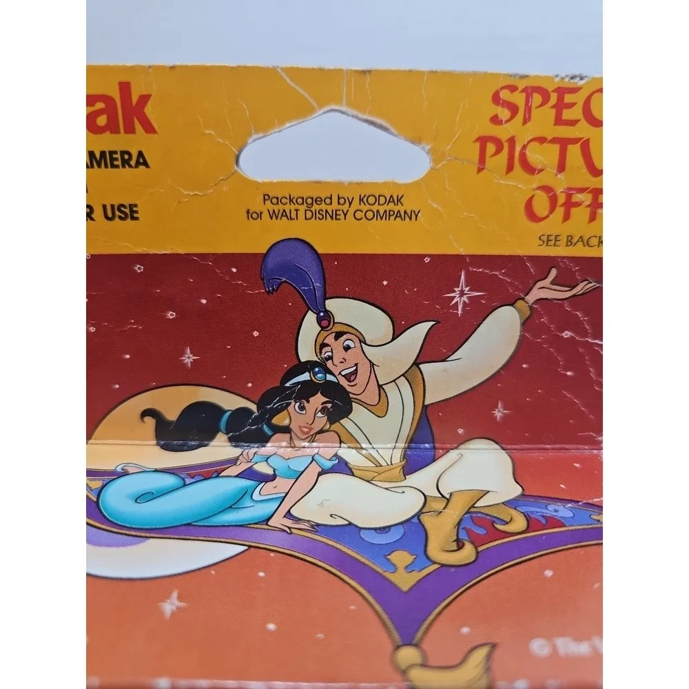 Disney Aladdin‎ Kodak FunSaver 35mm Film Camera 27 Exp Gold Ultra 400 06/1995